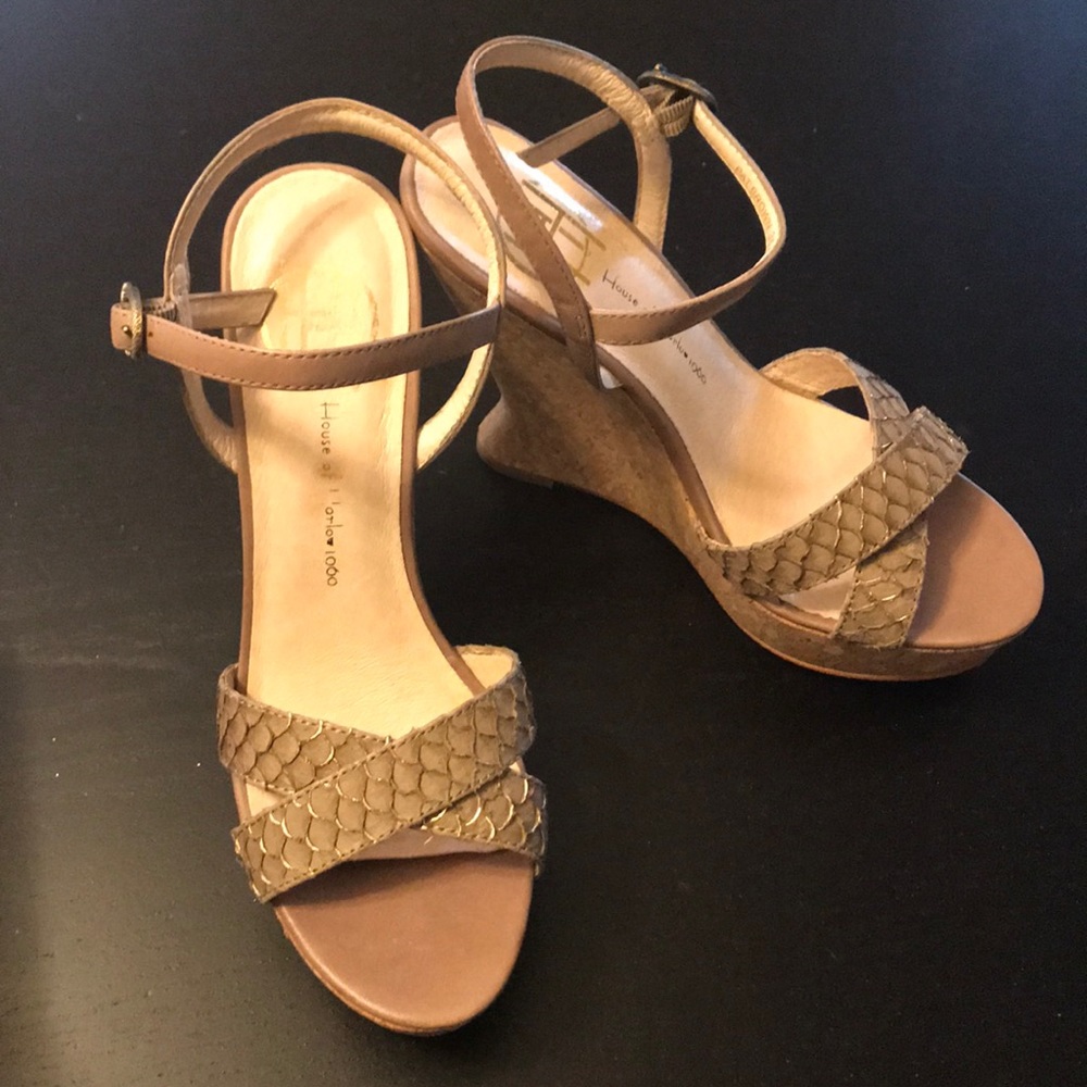 House of Harlow wedges size 6.5